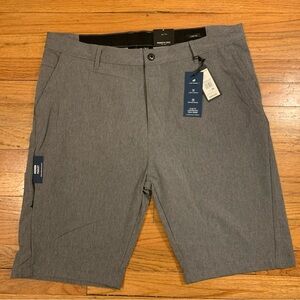 KENNETH COLE TECH SHORTS Slim Fit STRETCH Moisture WICK Size 38 NEW!